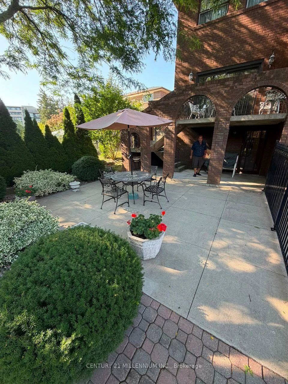 44, Wigwoss, East Woodbridge, Vaughan