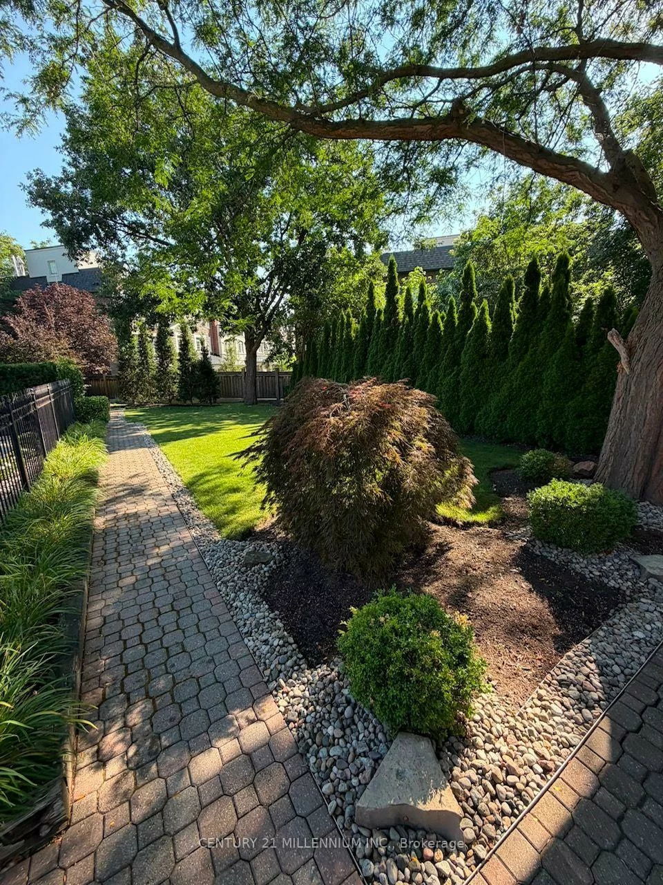 44, Wigwoss, East Woodbridge, Vaughan