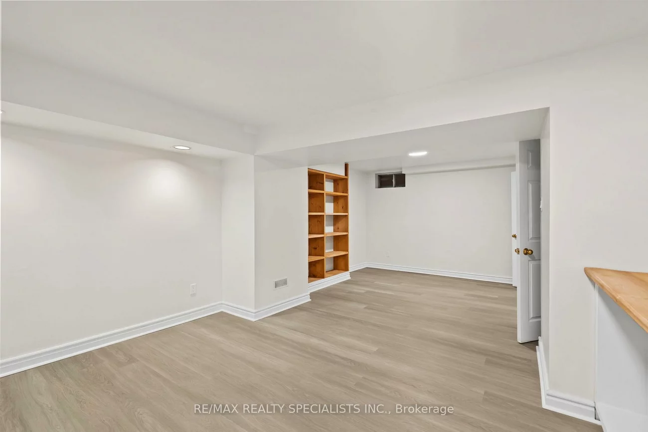 38, Springfield, Crestwood-Springfarm-Yorkhill, Vaughan