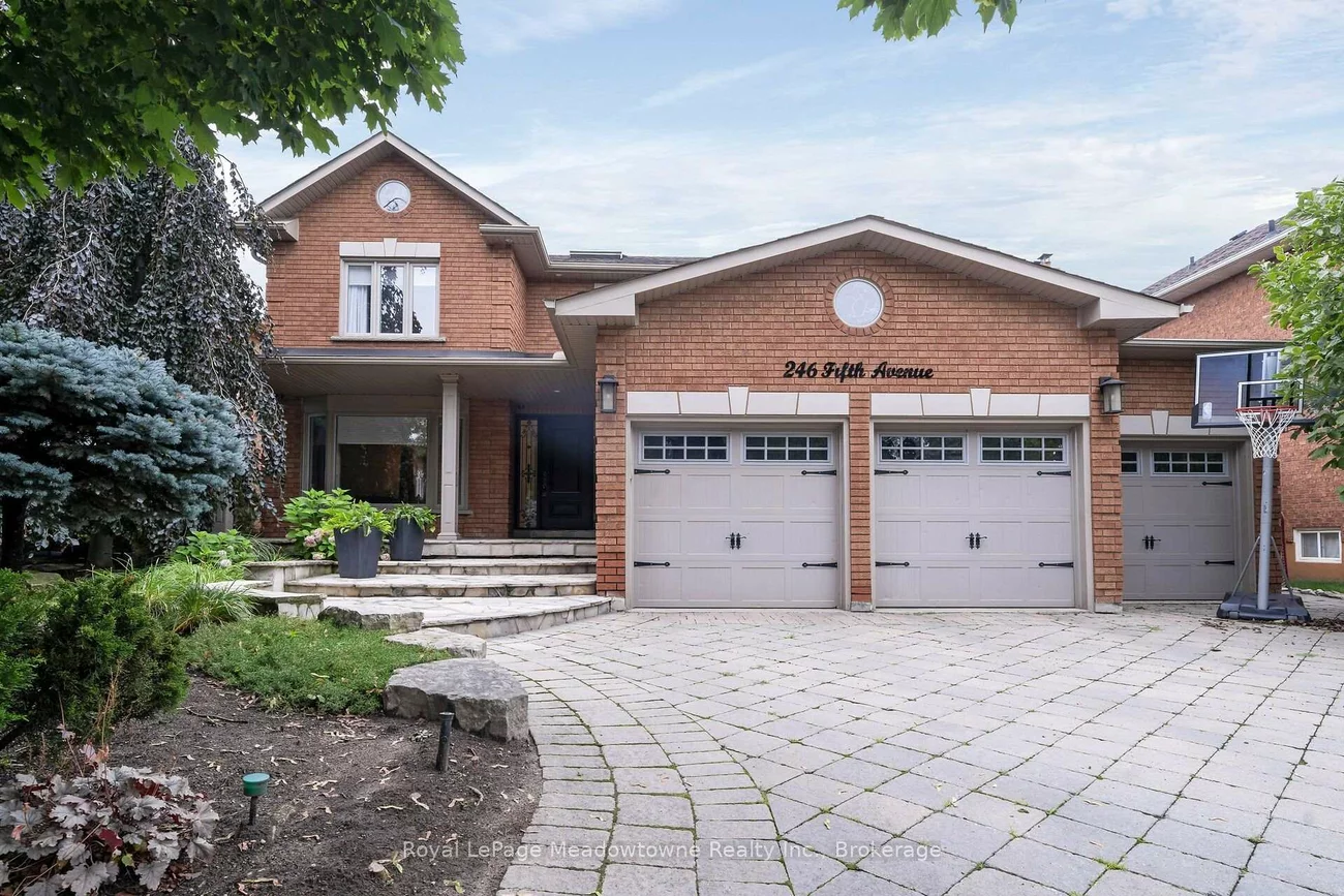 246, Fifth, East Woodbridge, Vaughan