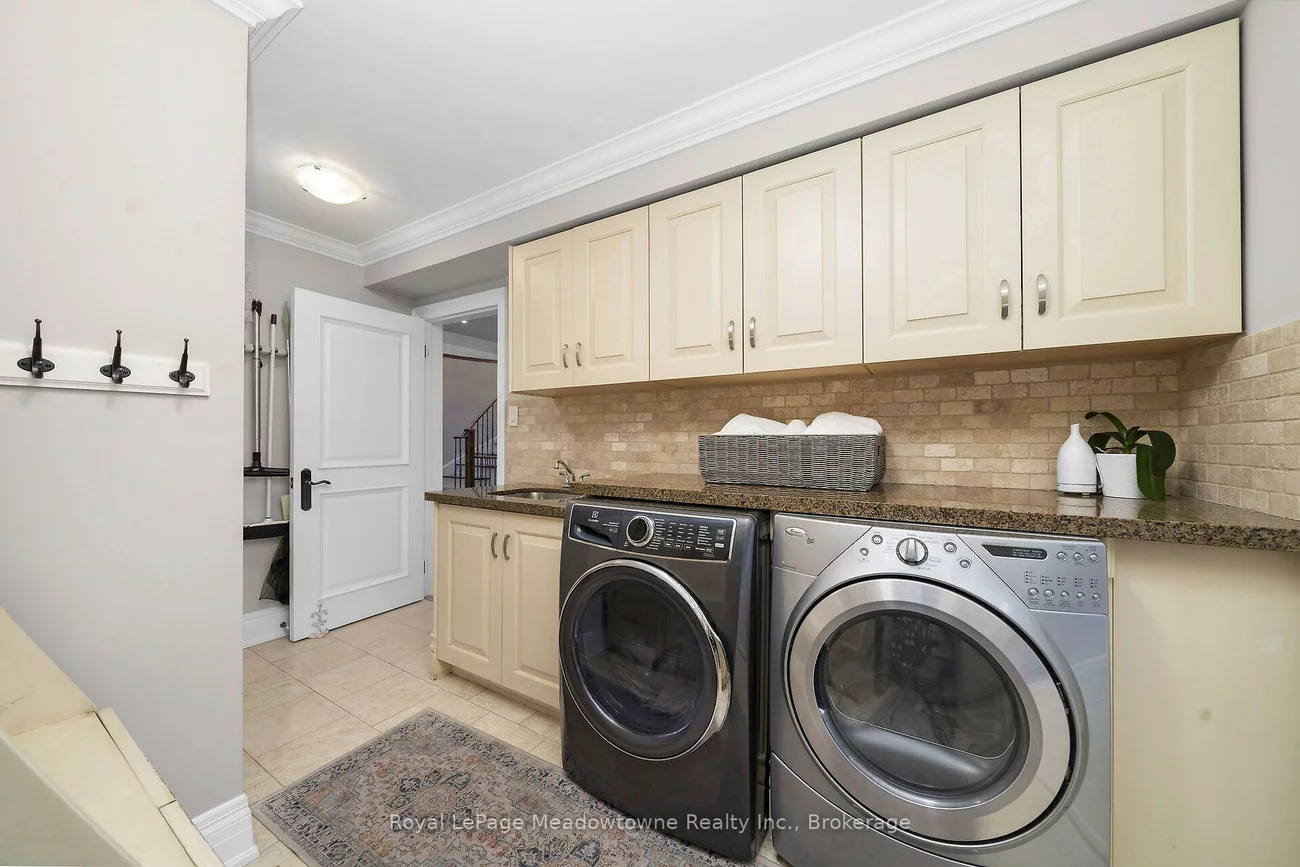 246, Fifth, East Woodbridge, Vaughan
