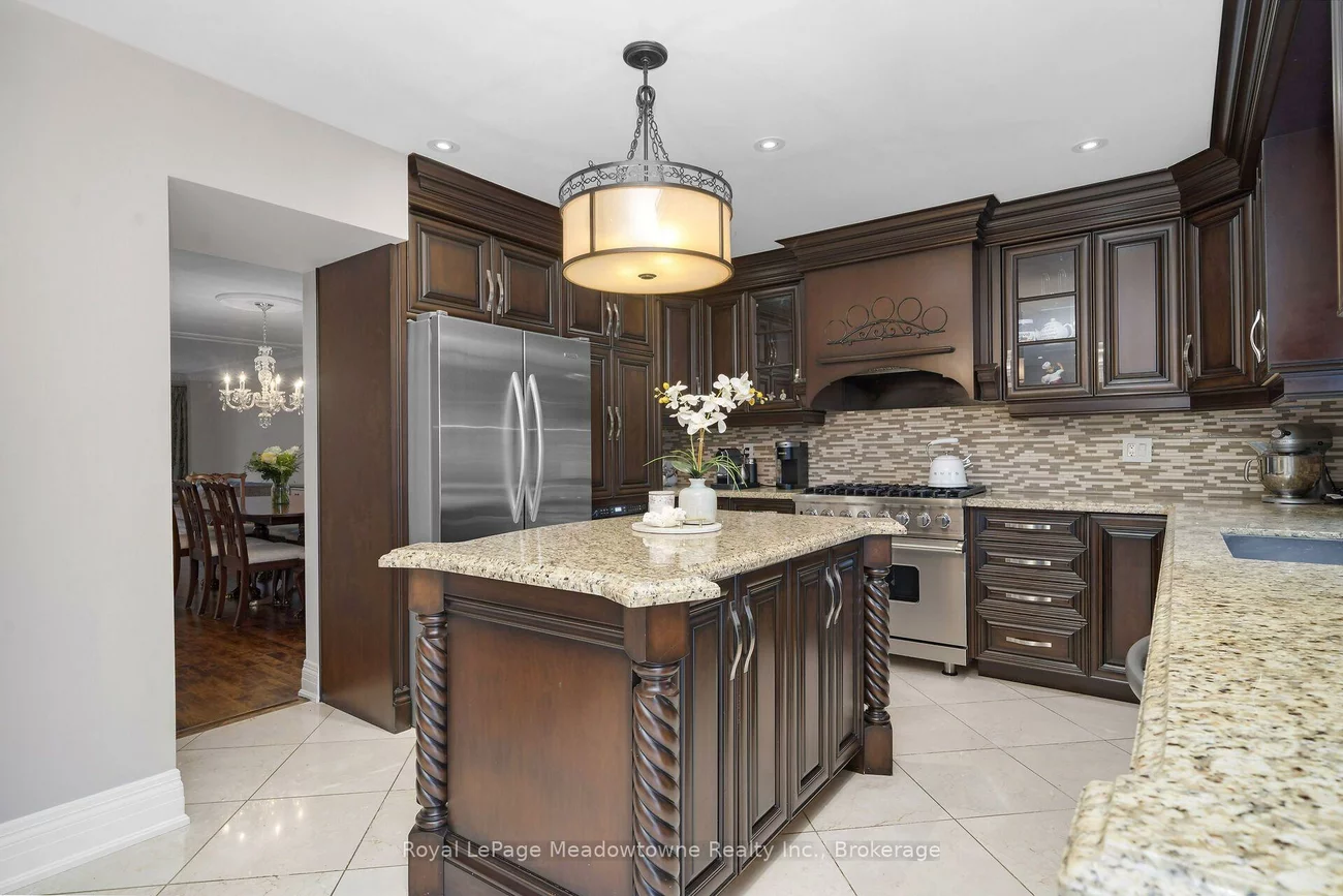 246, Fifth, East Woodbridge, Vaughan