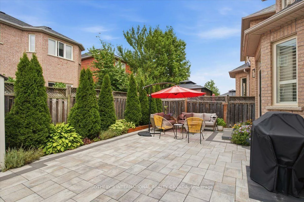 60, Saint James, Vellore Village, Vaughan