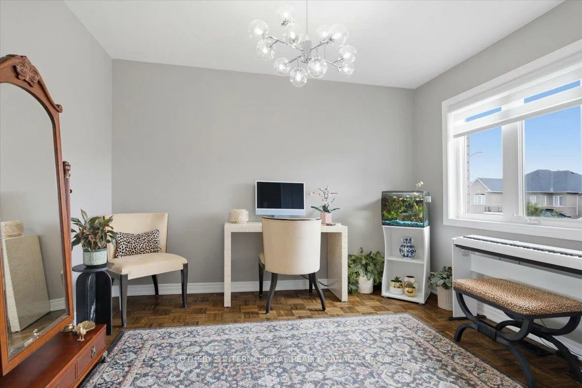 60, Saint James, Vellore Village, Vaughan