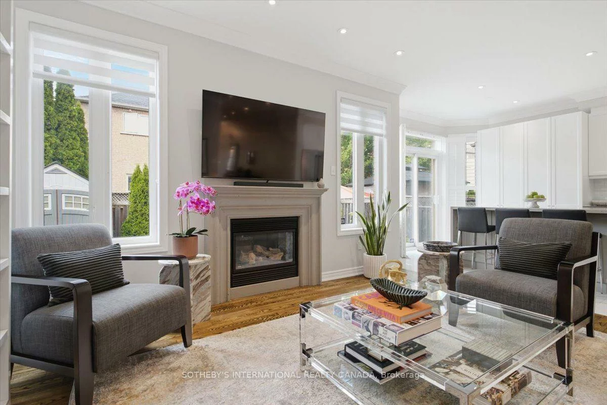 60, Saint James, Vellore Village, Vaughan