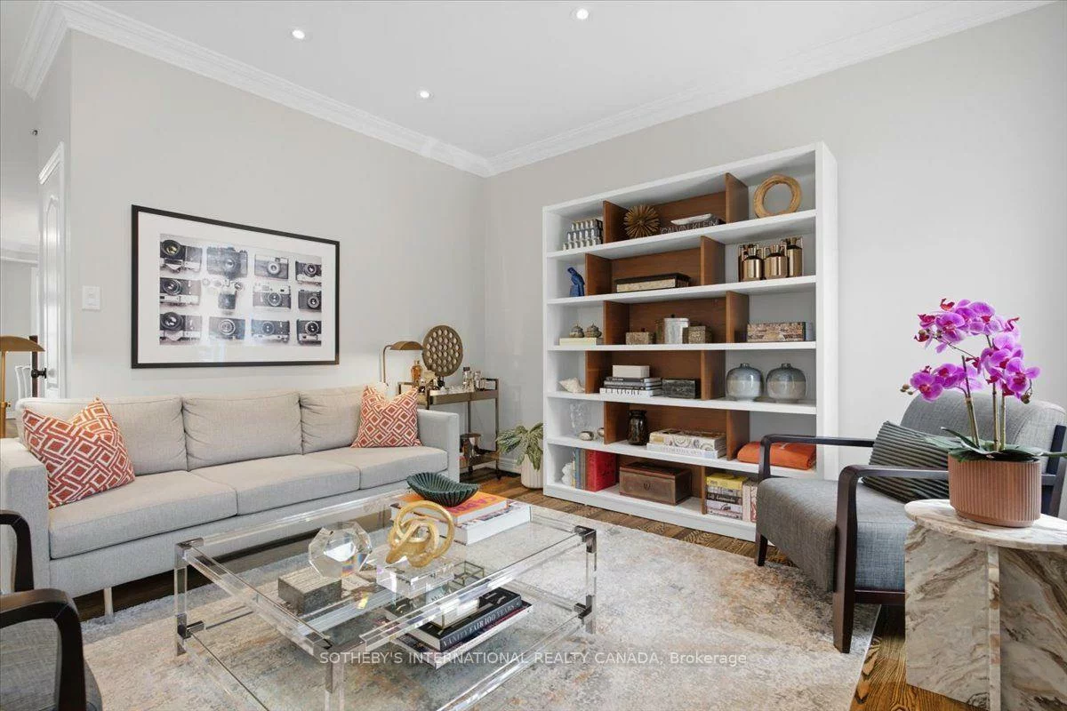 60, Saint James, Vellore Village, Vaughan