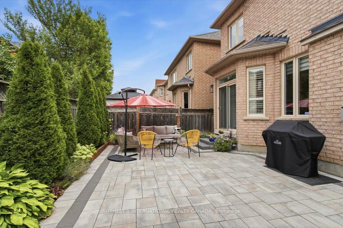 60, Saint James, Vellore Village, Vaughan