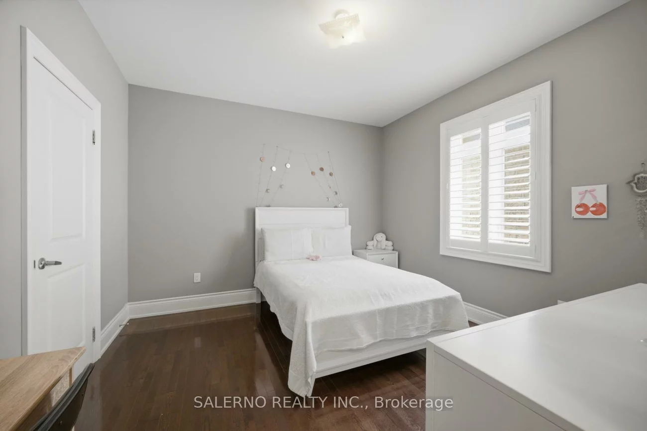 111, Ironside, Vellore Village, Vaughan