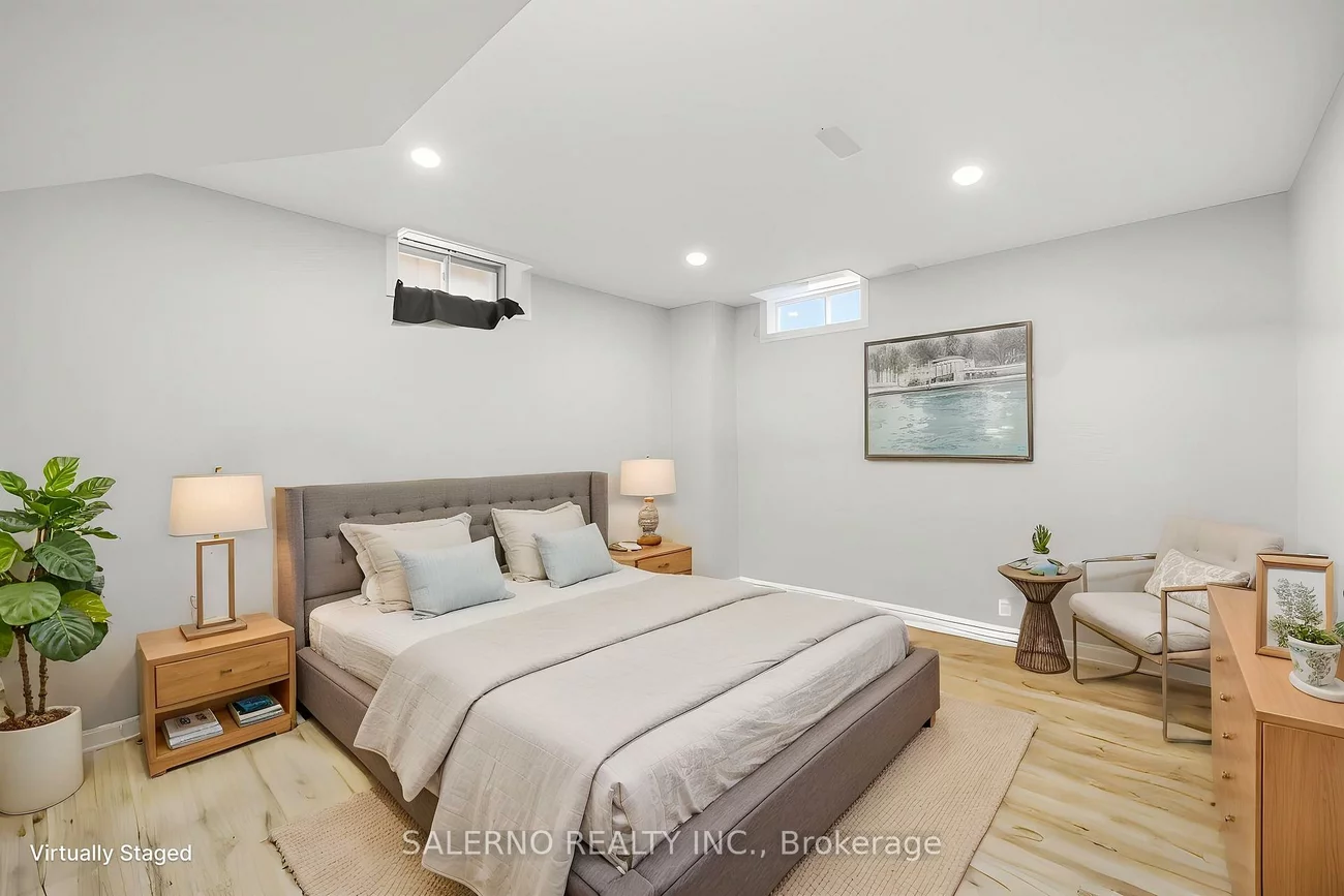 111, Ironside, Vellore Village, Vaughan