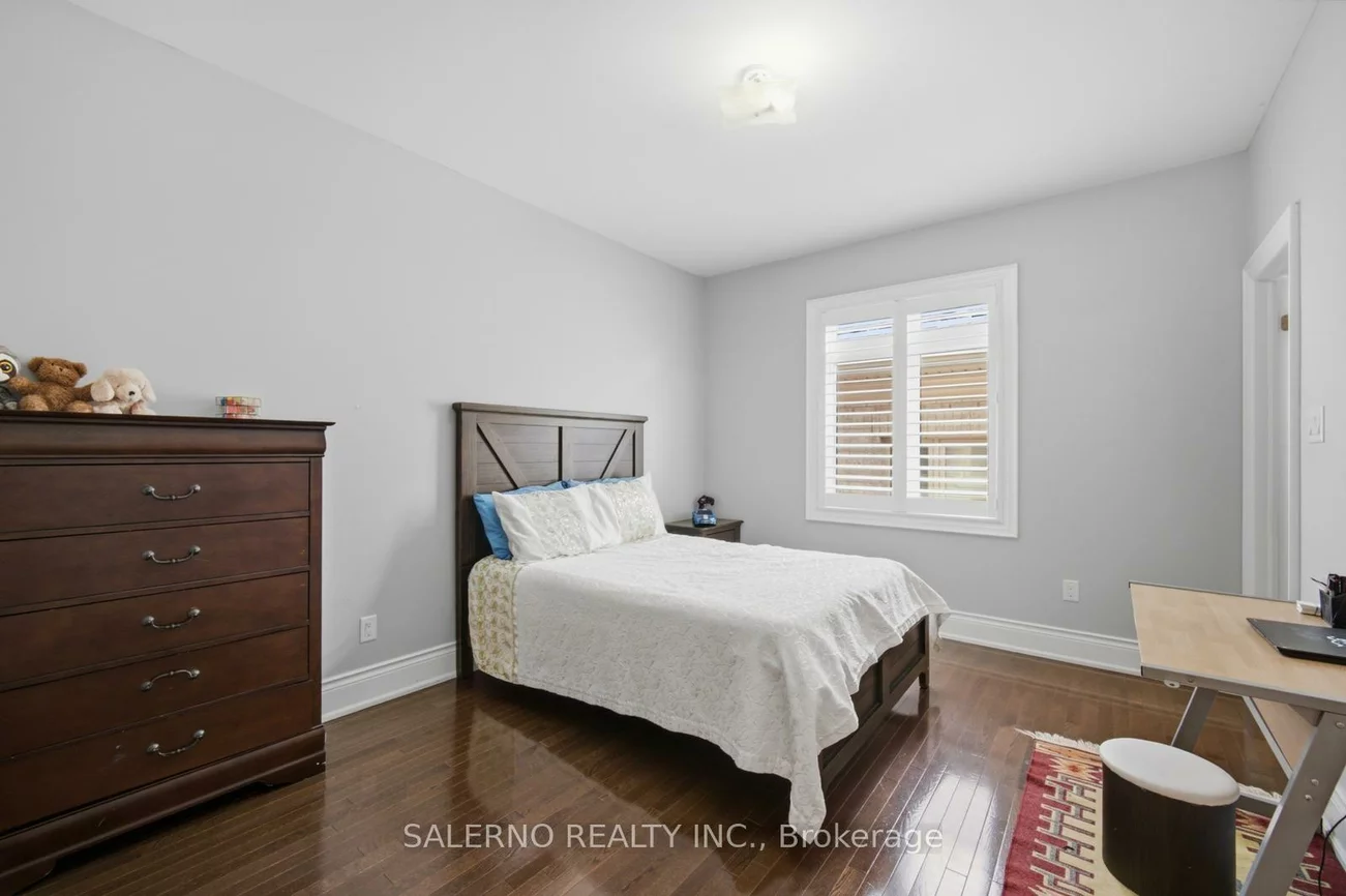 111, Ironside, Vellore Village, Vaughan