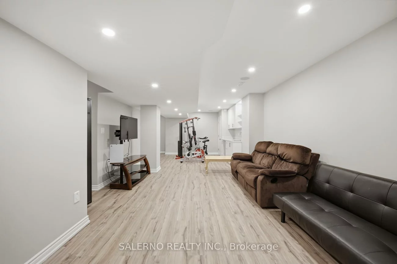 111, Ironside, Vellore Village, Vaughan