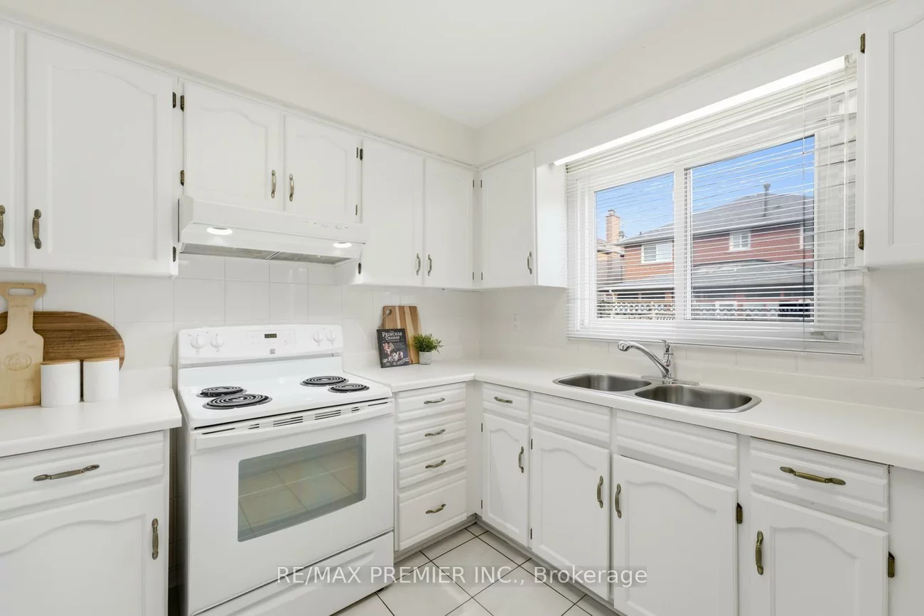 122, Spring Town, East Woodbridge, Vaughan
