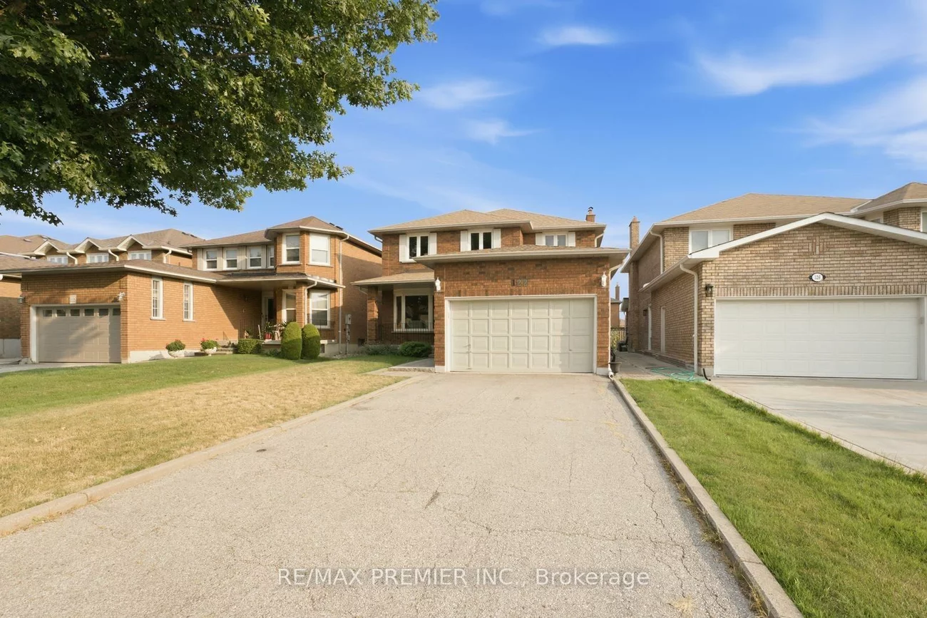 122, Spring Town, East Woodbridge, Vaughan