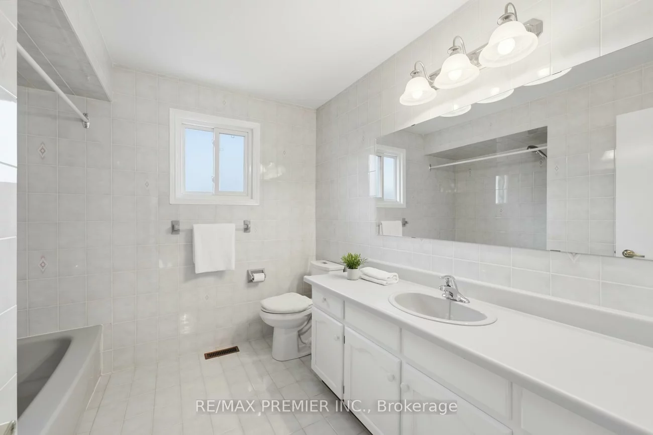 122, Spring Town, East Woodbridge, Vaughan