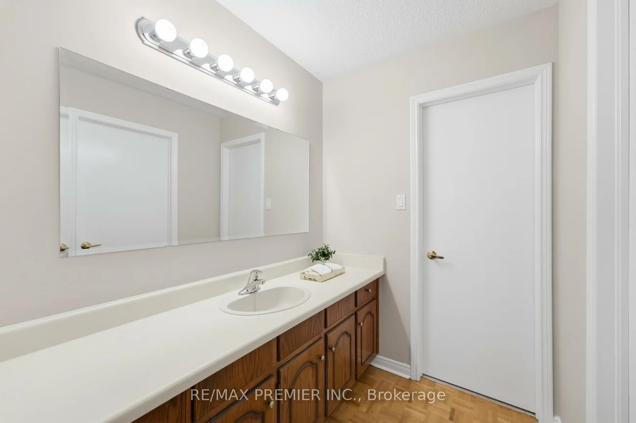 122, Spring Town, East Woodbridge, Vaughan