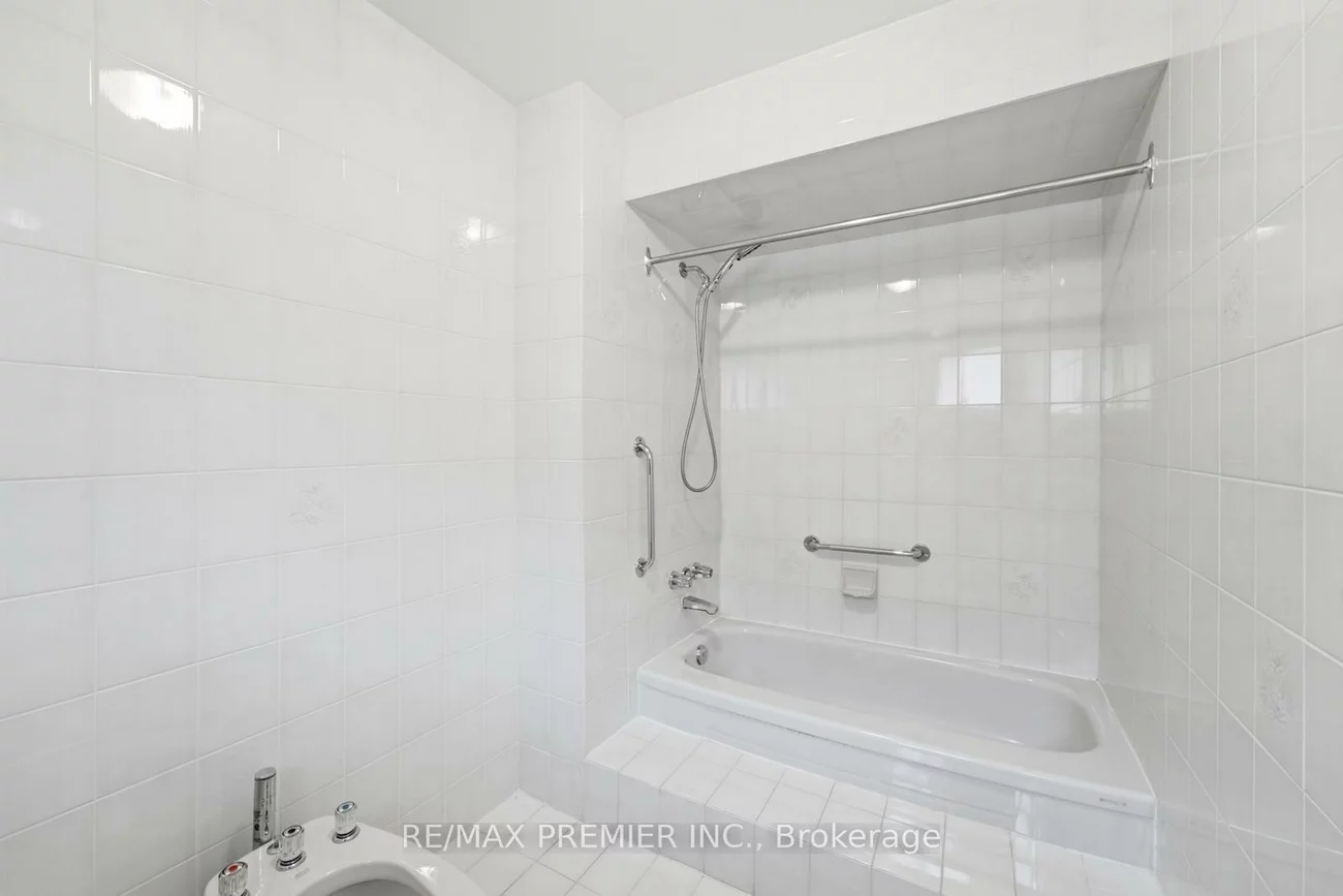 122, Spring Town, East Woodbridge, Vaughan