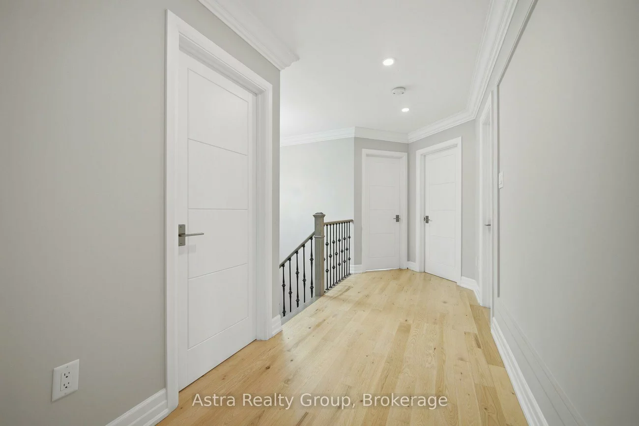 162, Corner Brook, Vellore Village, Vaughan