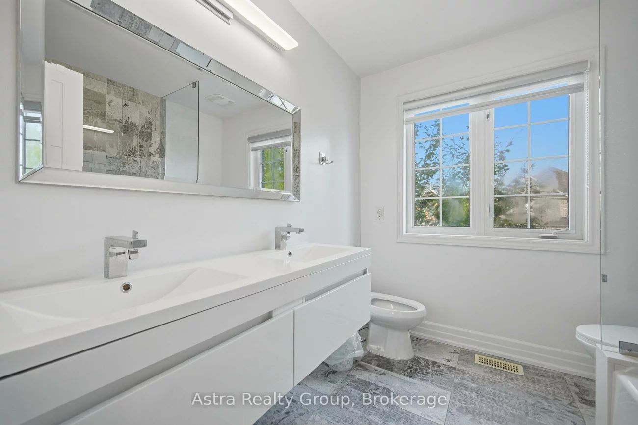 162, Corner Brook, Vellore Village, Vaughan
