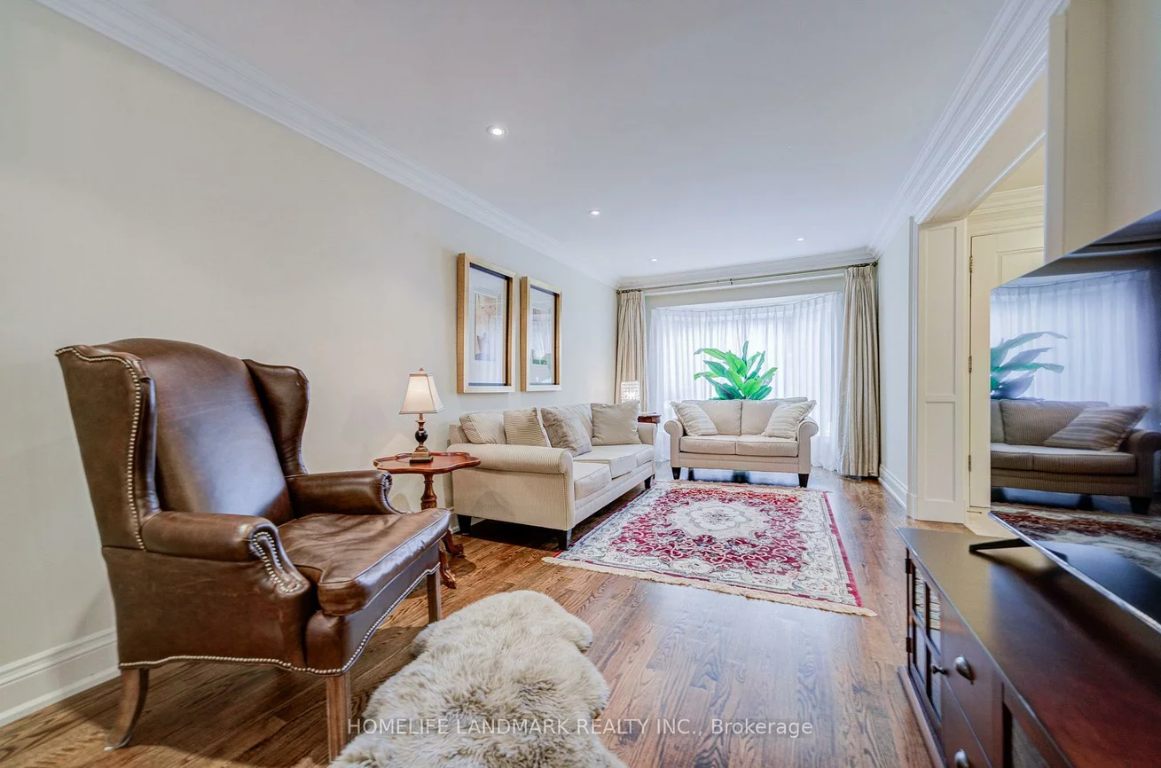 37, Maimonides, Crestwood-Springfarm-Yorkhill, Vaughan