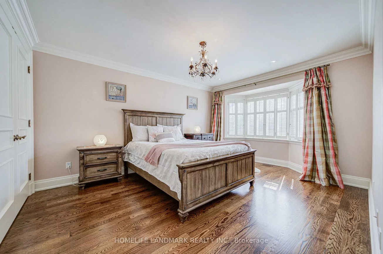 37, Maimonides, Crestwood-Springfarm-Yorkhill, Vaughan