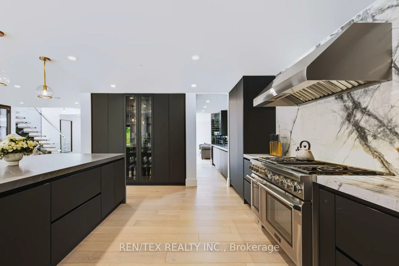 84, Wilshire, East Woodbridge, Vaughan