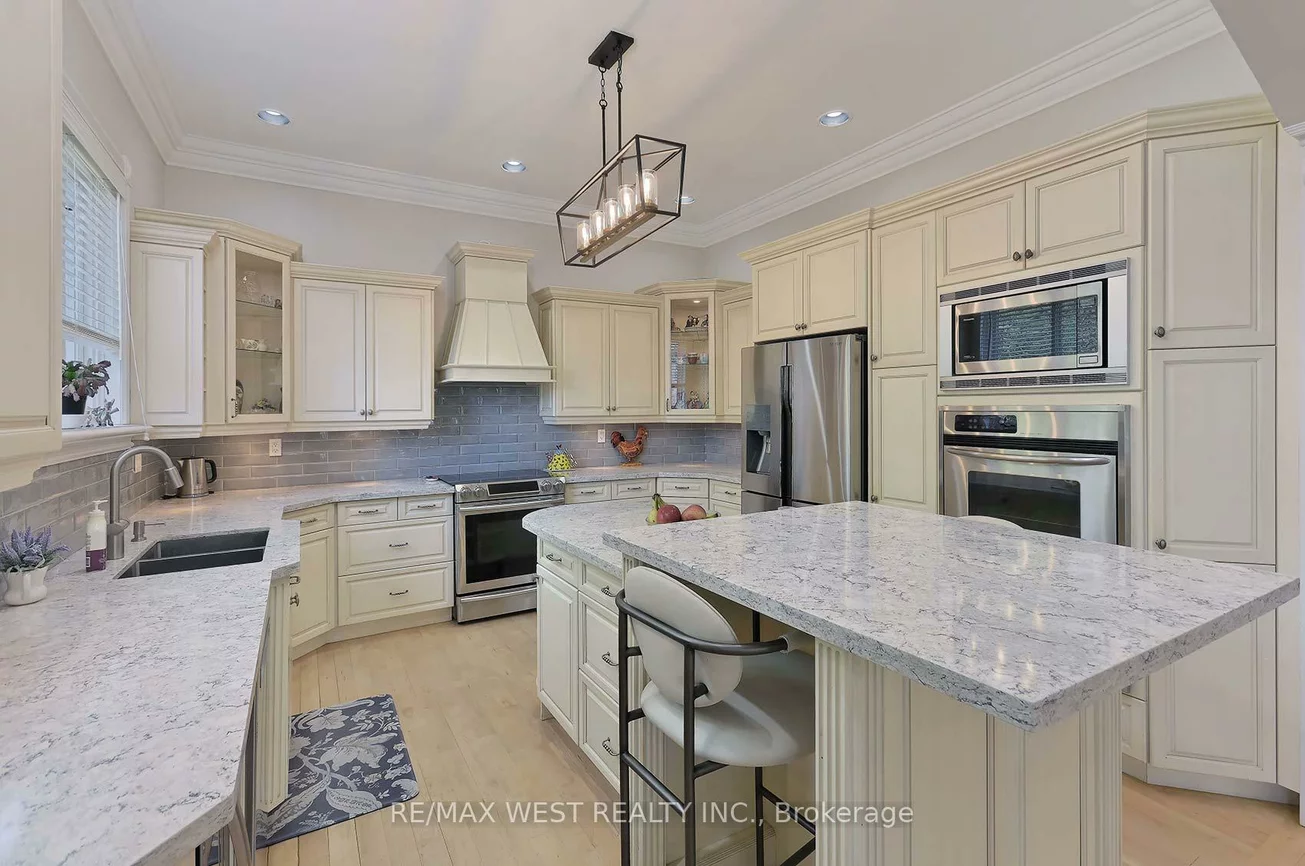 5, Humberview, Islington Woods, Vaughan