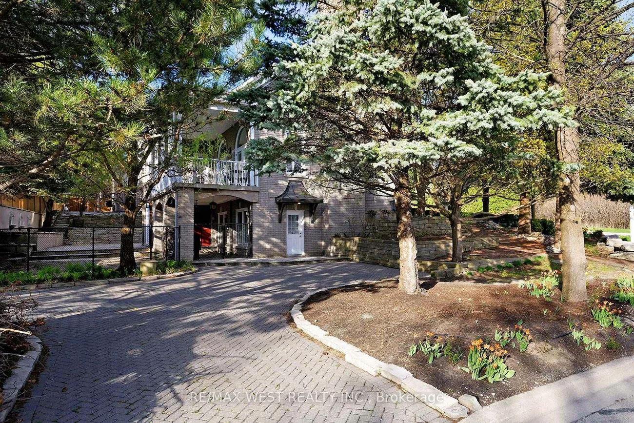 5, Humberview, Islington Woods, Vaughan