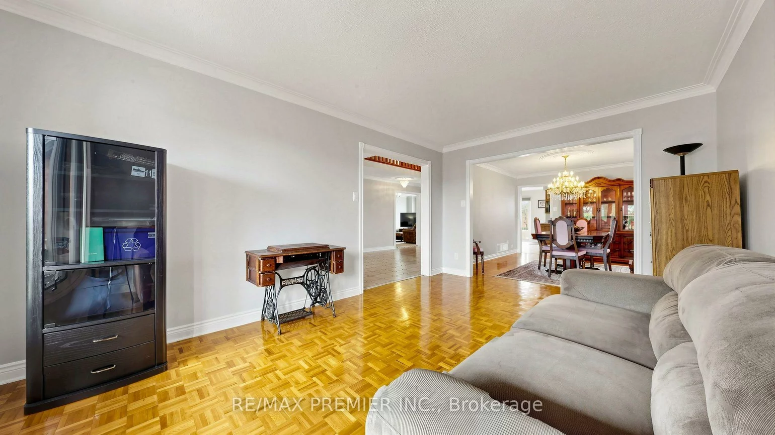 261, Morning Star, West Woodbridge, Vaughan