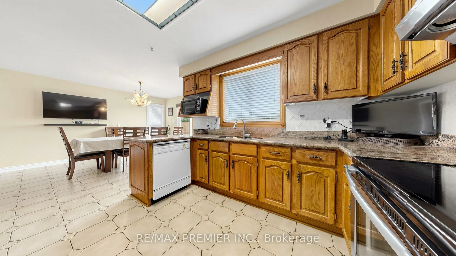 261, Morning Star, West Woodbridge, Vaughan