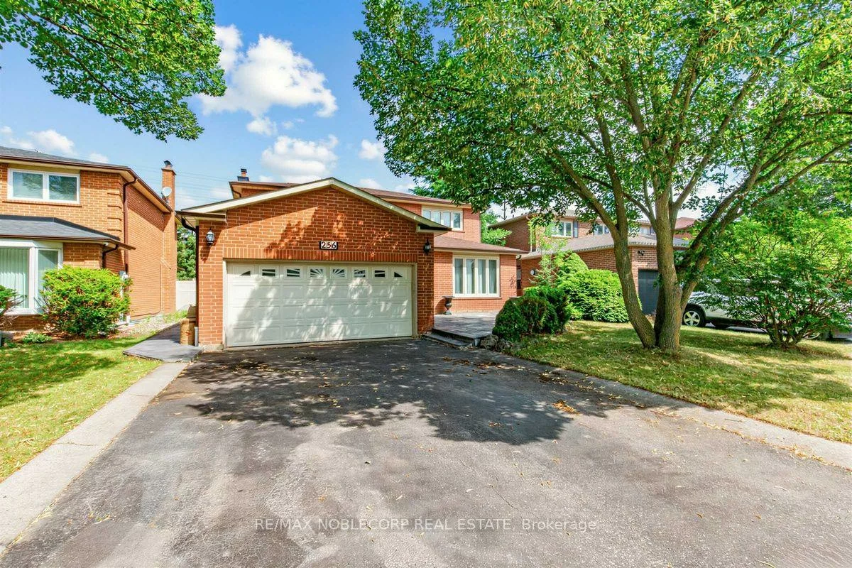 256, Airdrie, East Woodbridge, Vaughan
