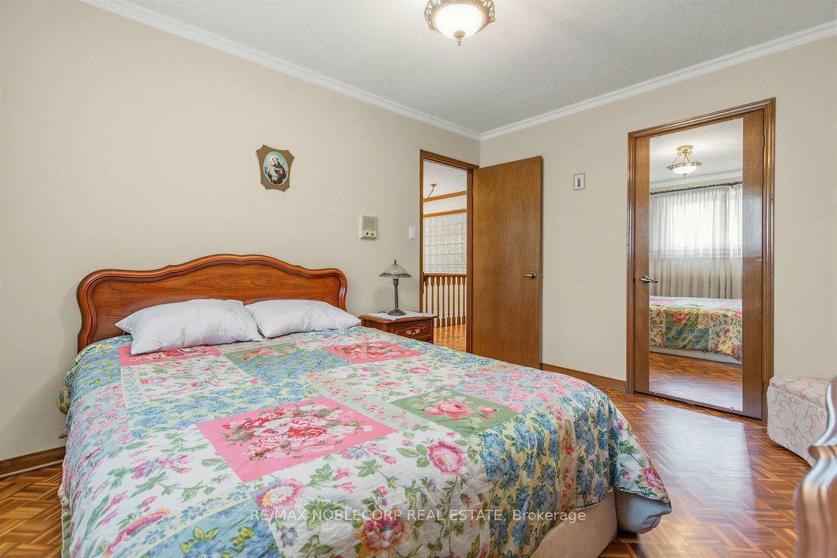 256, Airdrie, East Woodbridge, Vaughan