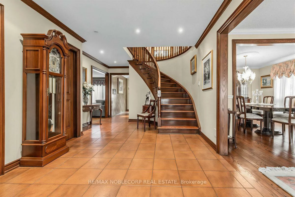256, Airdrie, East Woodbridge, Vaughan