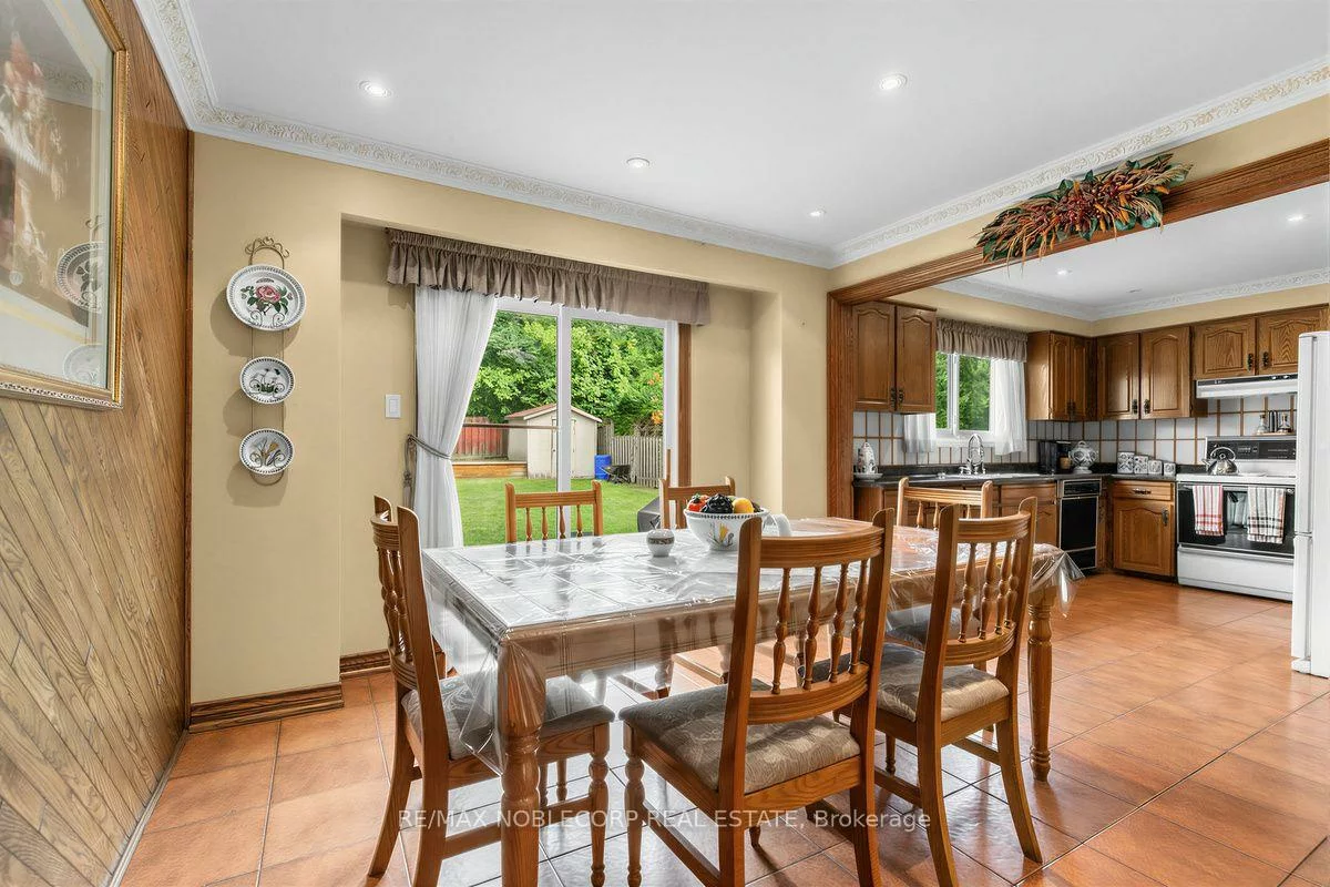 256, Airdrie, East Woodbridge, Vaughan