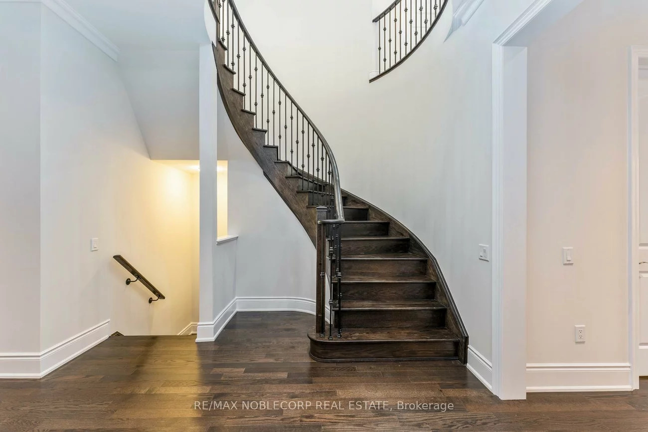 91, Woodgate Pines, Kleinburg, Vaughan