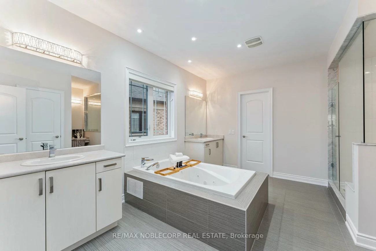 91, Woodgate Pines, Kleinburg, Vaughan
