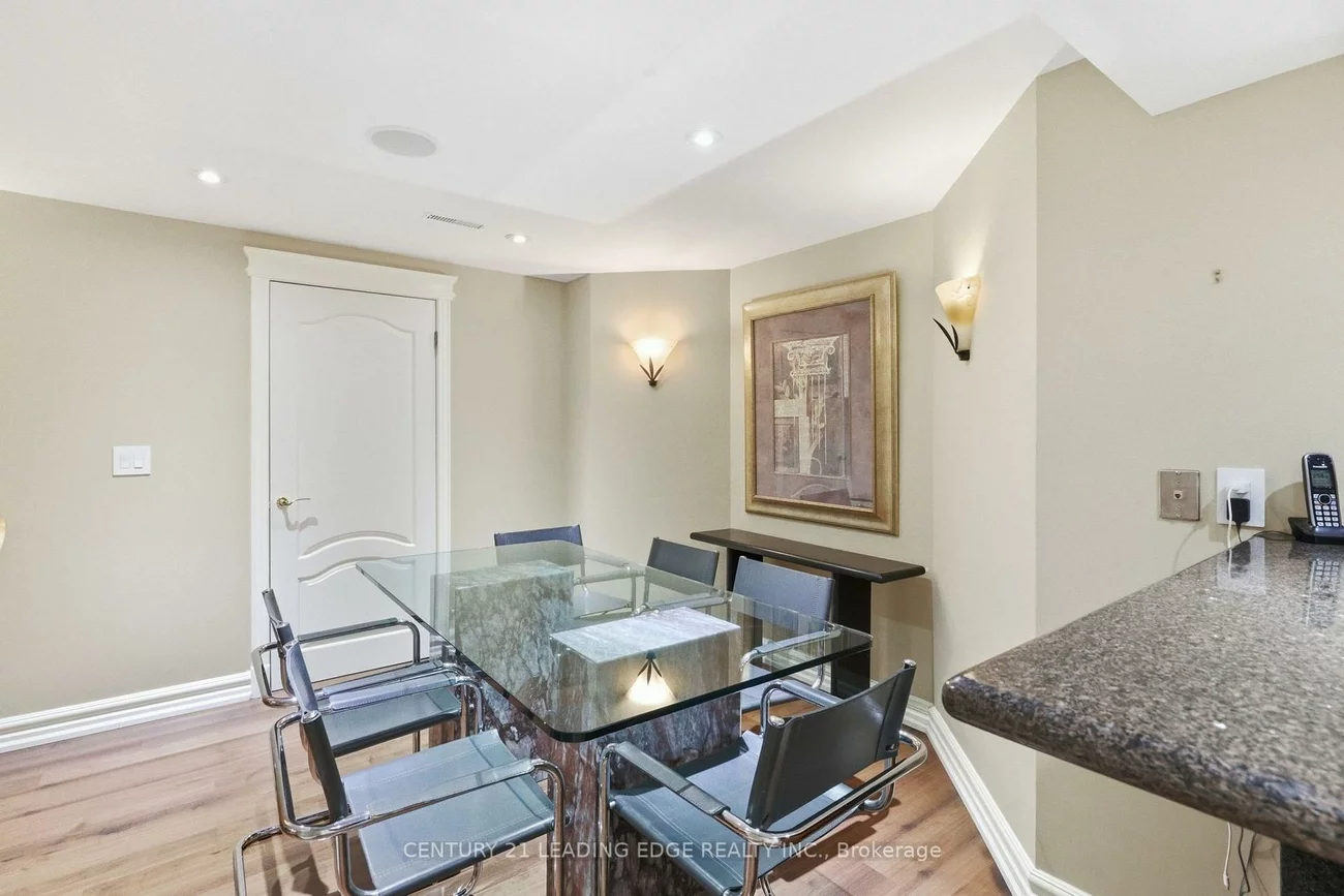 40, Arista, Islington Woods, Vaughan