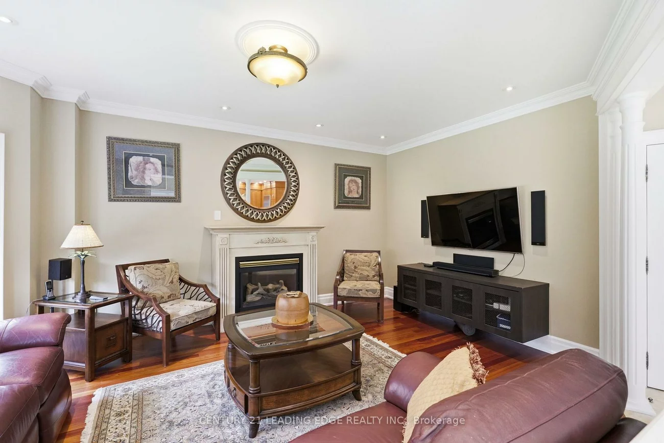 40, Arista, Islington Woods, Vaughan