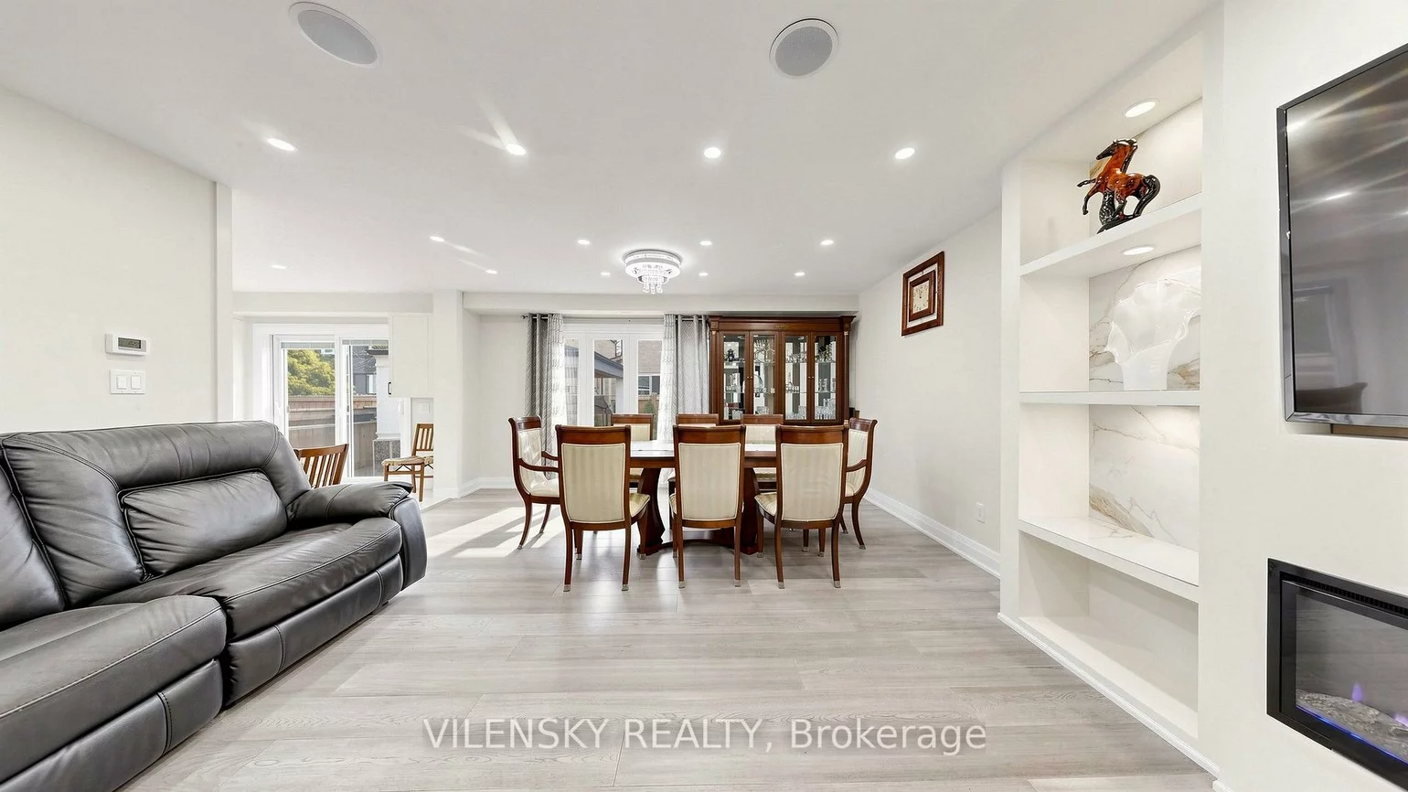 31, Lonny, Crestwood-Springfarm-Yorkhill, Vaughan