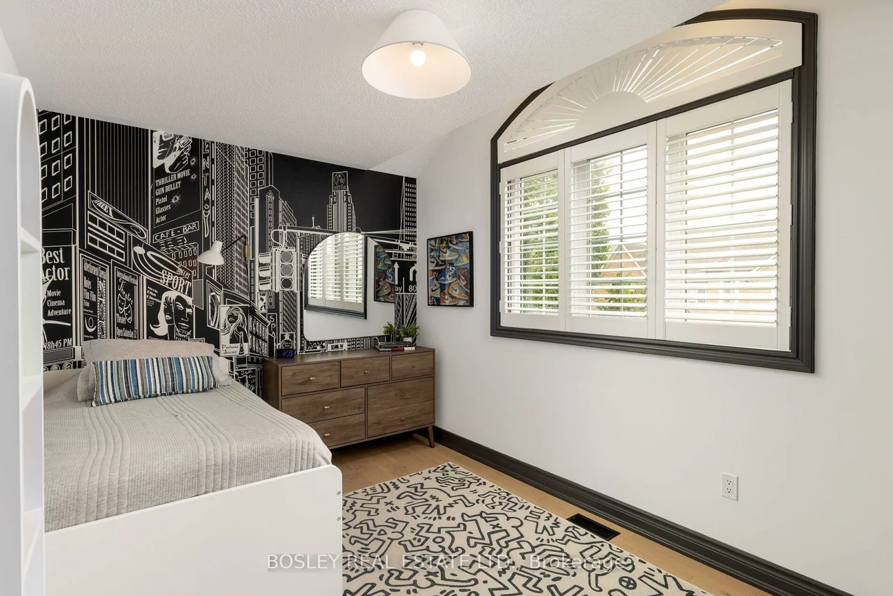 1, Heritage Estates, Patterson, Vaughan
