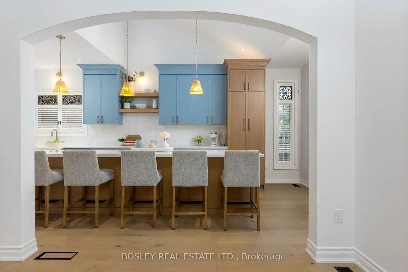 1, Heritage Estates, Patterson, Vaughan