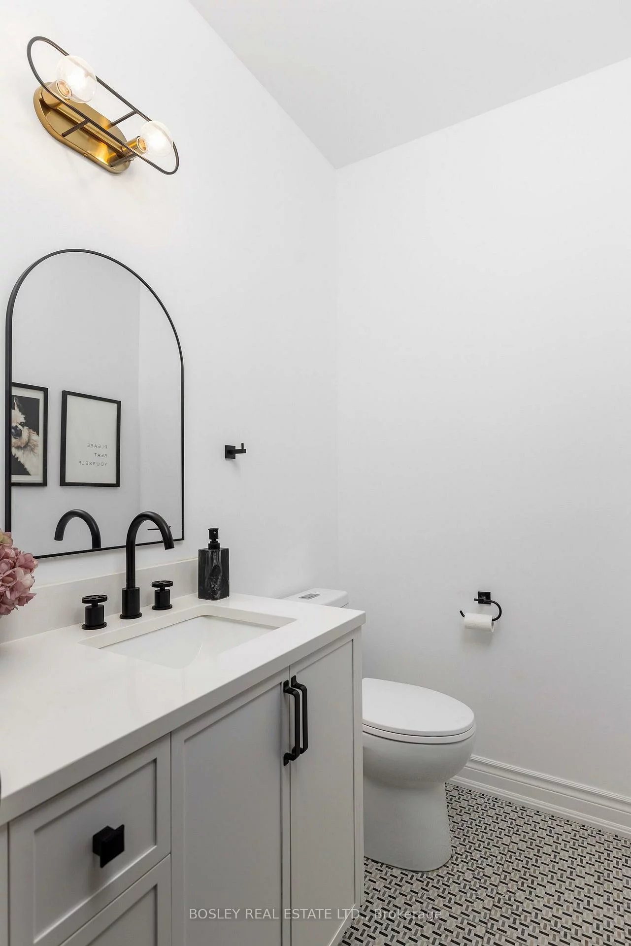 1, Heritage Estates, Patterson, Vaughan