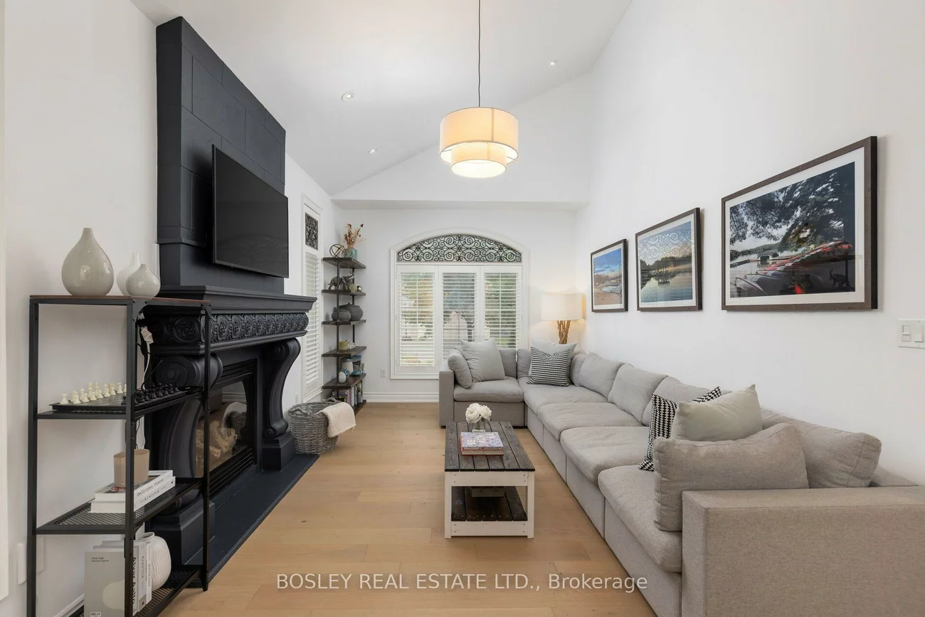 1, Heritage Estates, Patterson, Vaughan