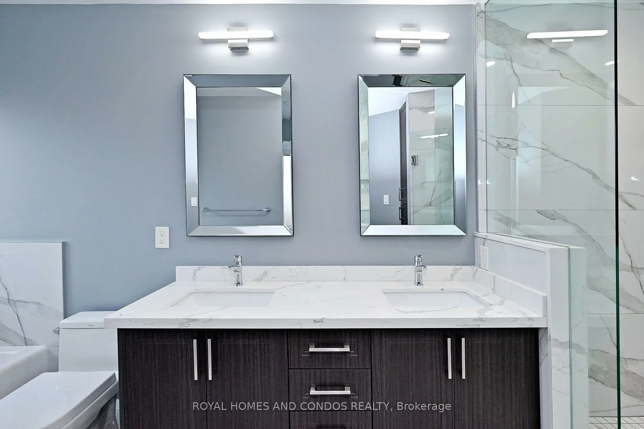 129, Saint Damian, Vellore Village, Vaughan