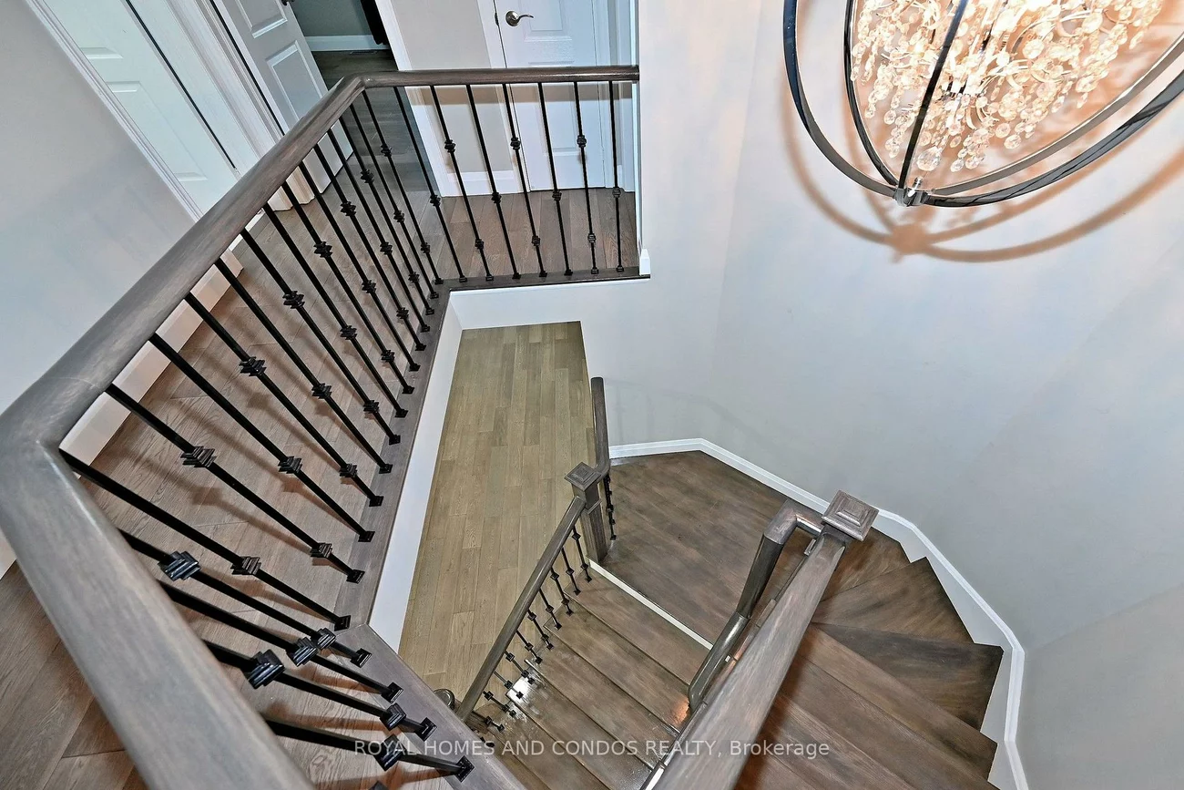 129, Saint Damian, Vellore Village, Vaughan