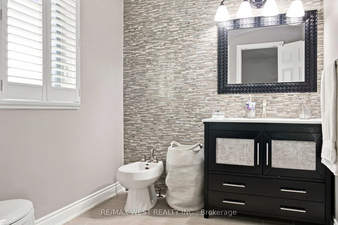 414, Belview, East Woodbridge, Vaughan