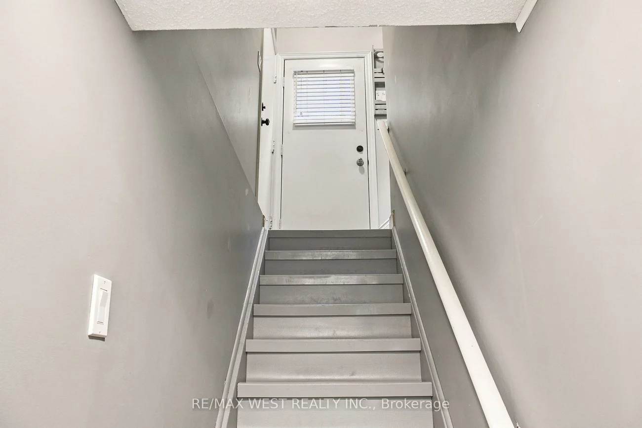 414, Belview, East Woodbridge, Vaughan