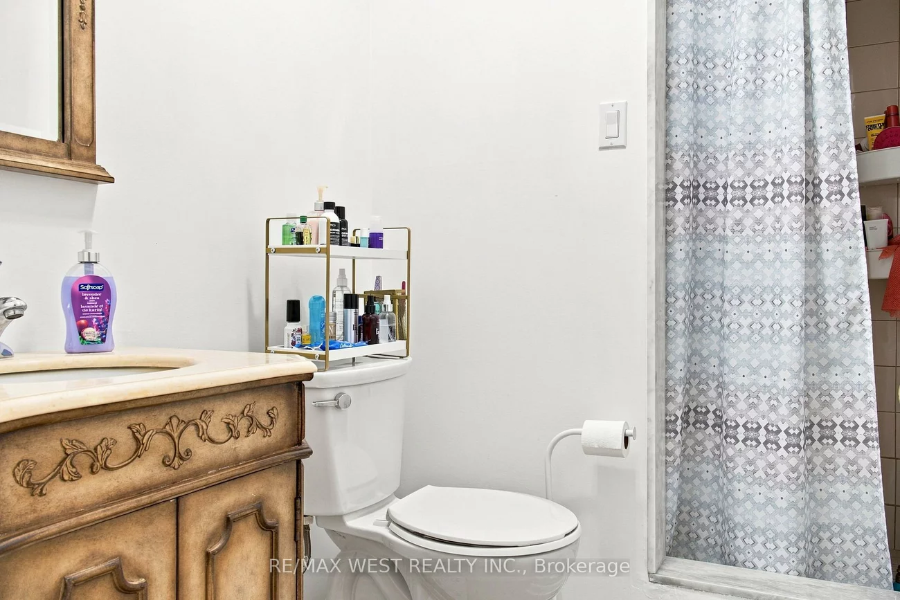 414, Belview, East Woodbridge, Vaughan