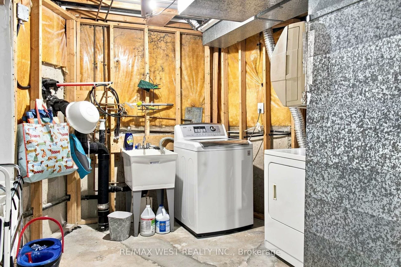 414, Belview, East Woodbridge, Vaughan