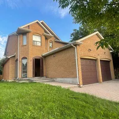 122, Mc Cabe, Lakeview Estates, Vaughan