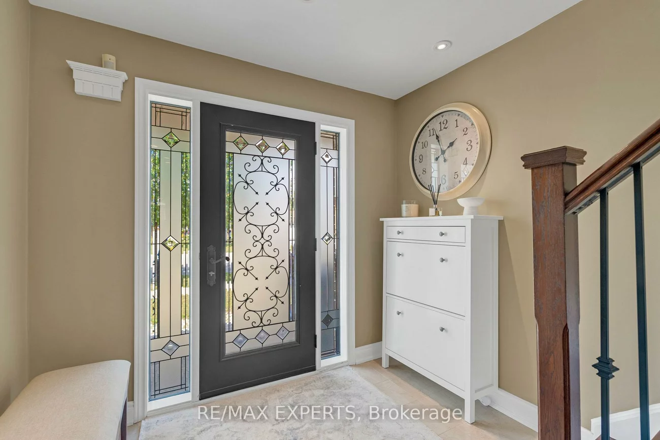 255, Matthew, East Woodbridge, Vaughan